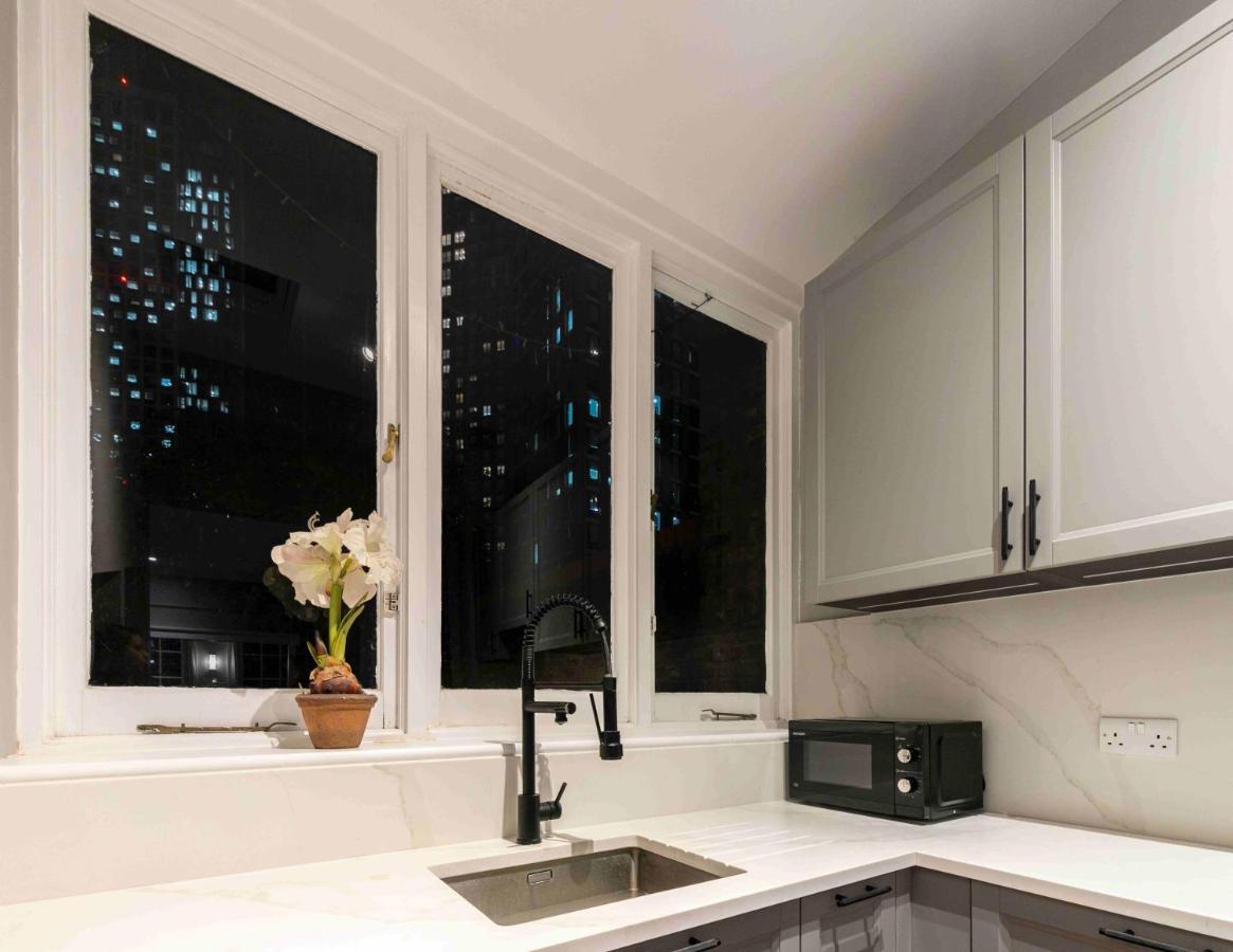 Shared Guest House 5 Mins Walk From Vauxhall And Nine Elms Station With Off-Site Parking Near Us Embassy London Exteriör bild