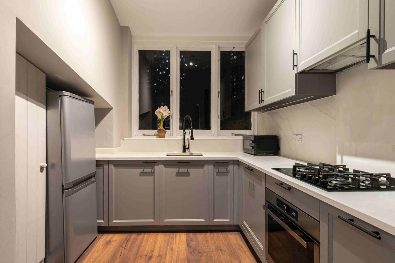 Shared Guest House 5 Mins Walk From Vauxhall And Nine Elms Station With Off-Site Parking Near Us Embassy London Exteriör bild